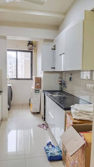 Team Area in 2 BHK Apartment at Shapoorji Pallonji Vicinia, Powai – for Rent