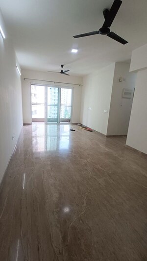 Room in 2 BHK Apartment at L&T Emerald Isle, Powai – for Rent