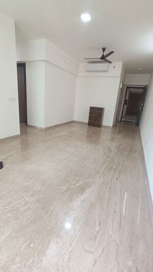 Room in 2 BHK Apartment at L&T Emerald Isle, Powai – for Rent