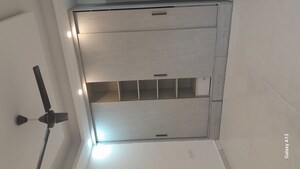 Furnished Amenities in 3 BHK Builder Floor at Unitech South City II, Sector 50 – for Rent