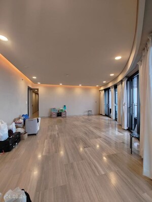 Gym in 2 BHK Apartment at Paradigm Green Acrres, Bandra West – for Rent