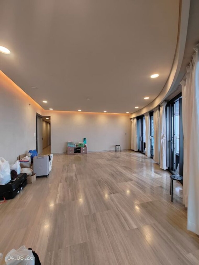 Gym, paradigm-green-acrres 2 Bedroom 900 Sq.Ft. Apartment In Bandra West Mumbai 10603405