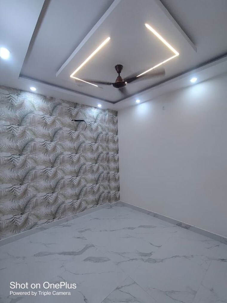 Room, nawada 3 Bedroom 90 Sq.Yd. Builder Floor In Nawada Delhi 10603424