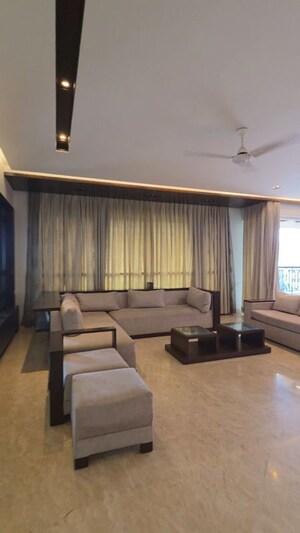 Living Room in 5 BHK Penthouse at Hiranandani Meadows, Manpada – for Rent