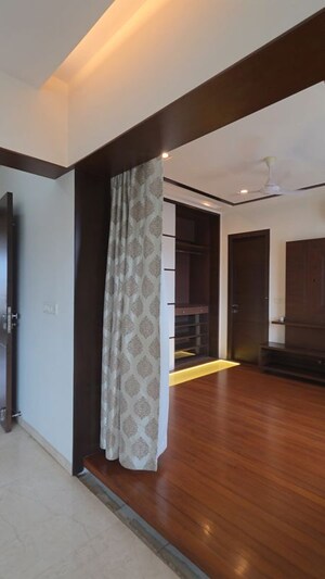 Master Bedroom in 5 BHK Penthouse at Hiranandani Meadows, Manpada – for Rent