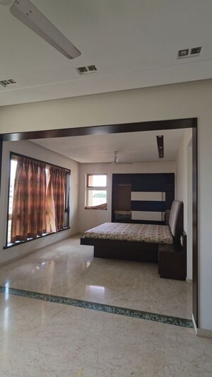 Kitchen in 5 BHK Penthouse at Hiranandani Meadows, Manpada – for Rent