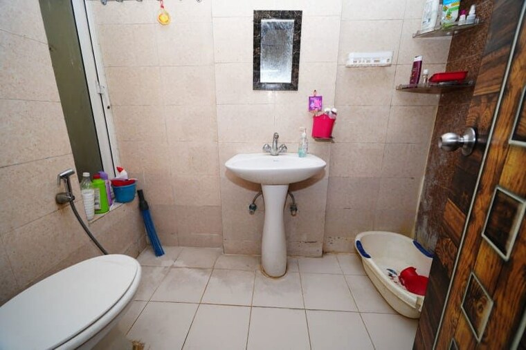 Bathroom, habitech-panch-tatva 2 Bedroom 940 Sq.Ft. Apartment In Tech Zone 4 Greater Noida Greater Noida 10603434
