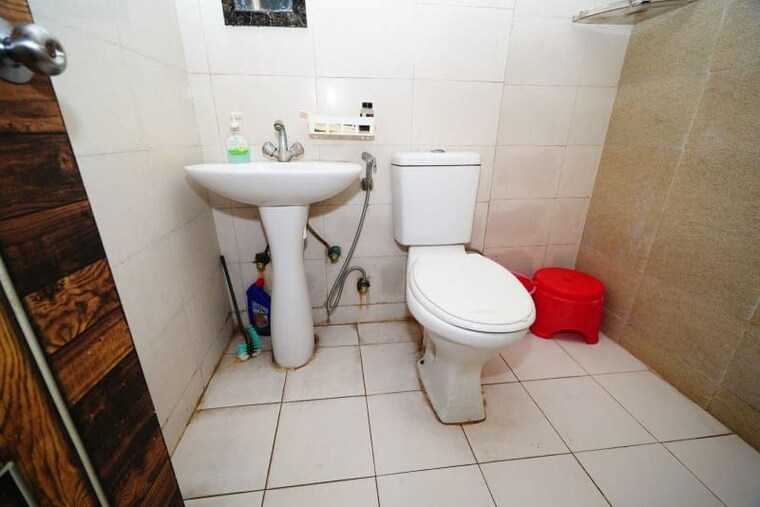 Bathroom, habitech-panch-tatva 2 Bedroom 940 Sq.Ft. Apartment In Tech Zone 4 Greater Noida Greater Noida 10603434