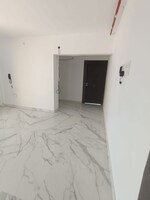 1 BHK 450 Sq.Ft. Apartment in Raj Mandir CHS