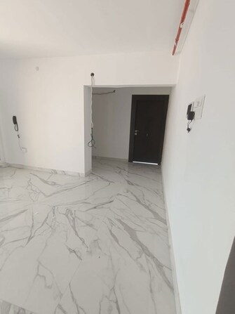 1 BHK Apartment For Sale in Raj Mandir CHS in Andheri West, Mumbai