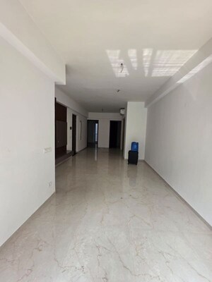 Building Lobby in 3 BHK Apartment at Smart World Orchard, Sector 61 – for Sale