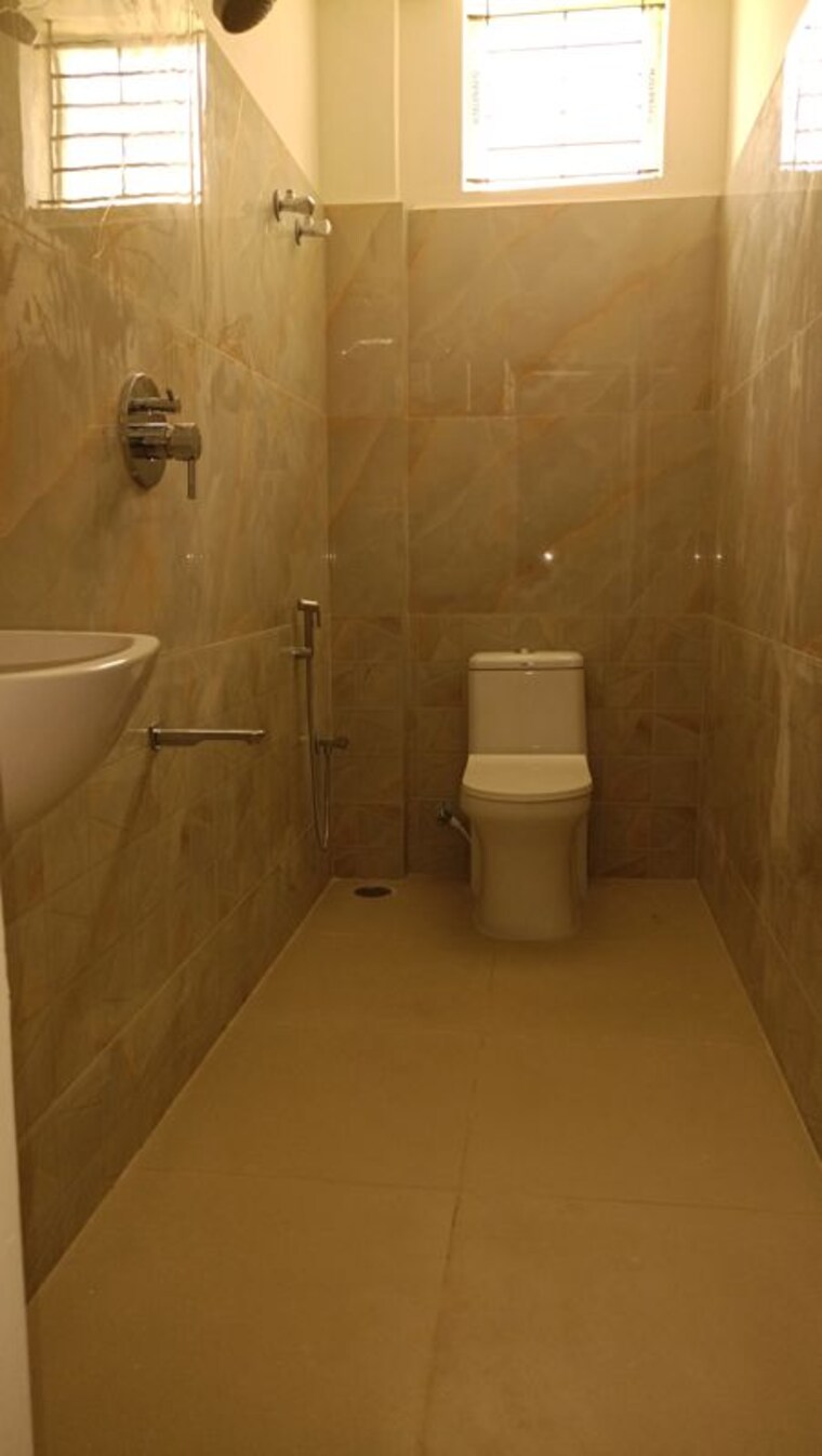 Bathroom, himagiri-prashanthi 2 Bedroom 1500 Sq.Ft. Villa In Jigani Bangalore 10603538