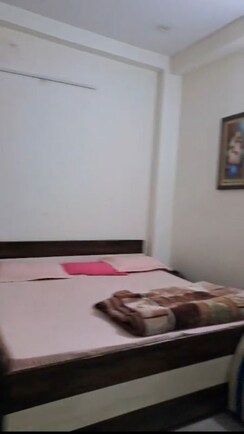 1 BHK Builder Floor For Rent in Sector 54