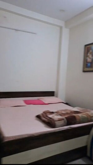 1 BHK Builder Floor For Rent in Sector 54
