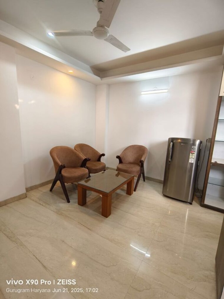 Living Room, sector 42 1 Bedroom 650 Sq.Ft. Builder Floor In Sector 42 Gurgaon 10603545