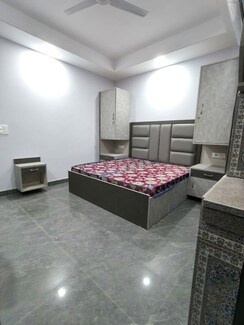 1 RkBuilder Floor For Rent in South City 1