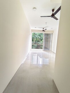 2 BHK + Store Room Apartment For Rent in Tata Serein