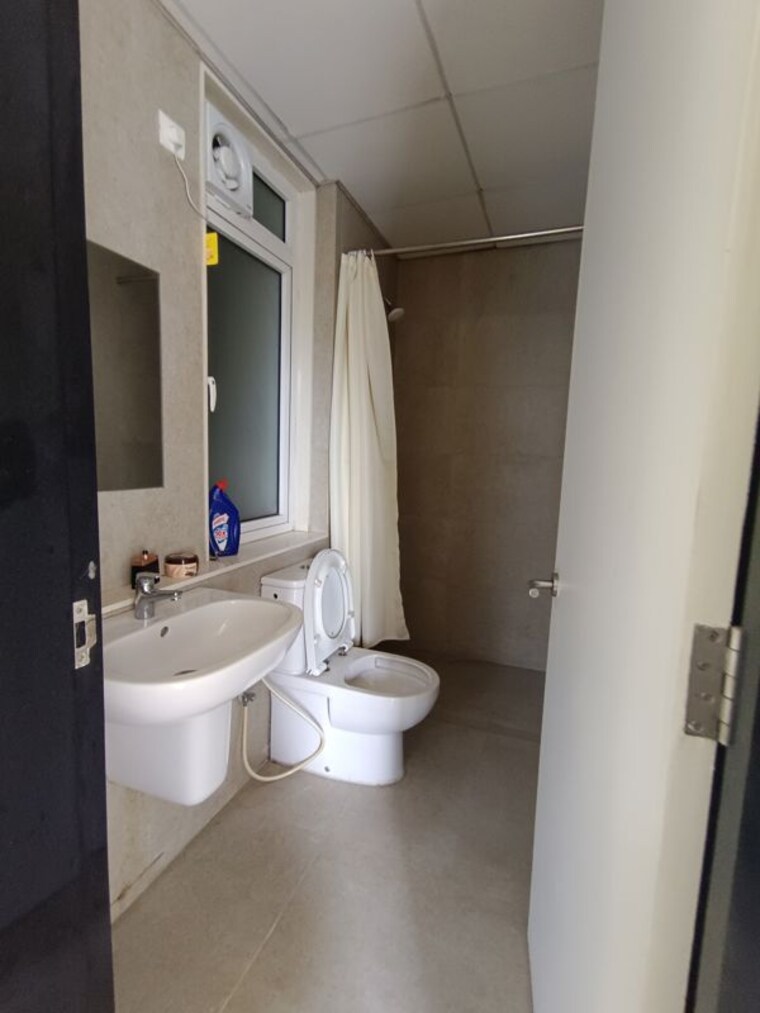 Bathroom, tata-serein 2 Bedroom 715 Sq.Ft. Apartment In Pokhran Road No Two Thane 10603552
