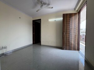 Room in 1 BHK Apartment at Chattarpur – for Rent