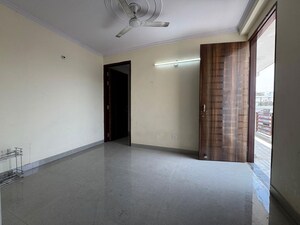 Room in 1 BHK Apartment at Chattarpur – for Rent