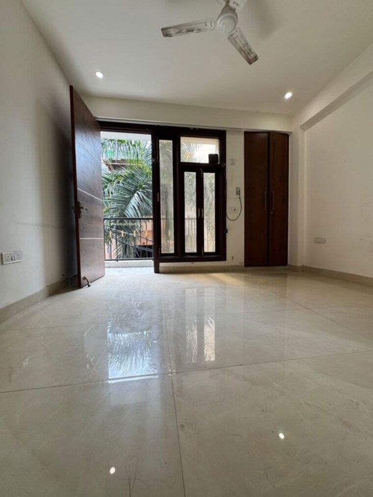 Room, chattarpur 2 Bedroom 950 Sq.Ft. Apartment In Chattarpur Delhi 10603556