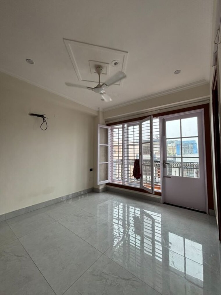 Kitchen, sector 45 3 Bedroom 1800 Sq.Ft. Builder Floor In Sector 45 Gurgaon 10603558