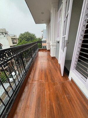 Balcony in 3 BHK Builder Floor at Sector 45 – for Rent