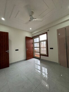 3 BHK + Prayer Room Builder Floor For Rent in Sector 45