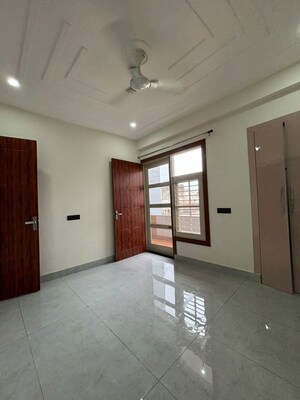 3 BHK Builder Floor For Rent in Sector 45