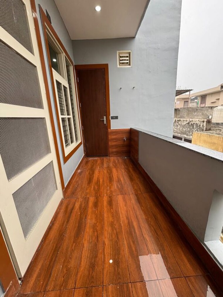 Balcony, sector 45 3 Bedroom 1800 Sq.Ft. Builder Floor In Sector 45 Gurgaon 10603558