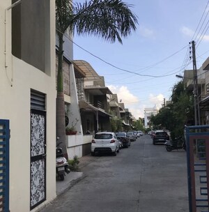 3 BHK Villa For Rent in Vesu