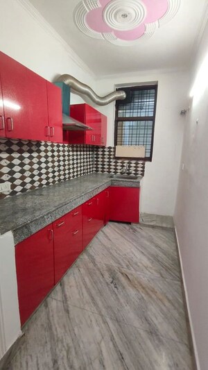 Bedroom in 2 BHK Builder Floor at Sector 45 – for Rent