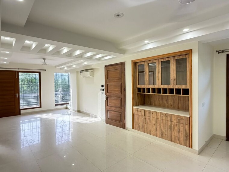 Room, sector 45 3 Bedroom 2350 Sq.Ft. Builder Floor In Sector 45 Gurgaon 10603574