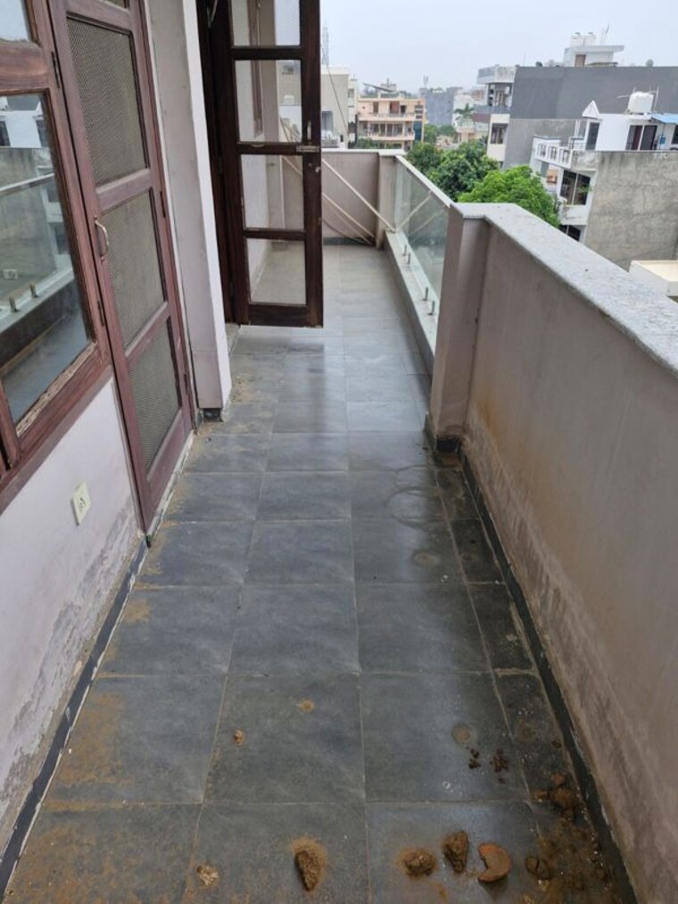 Balcony, sector 10 3 Bedroom 2450 Sq.Ft. Builder Floor In Sector 10 Gurgaon 10581289