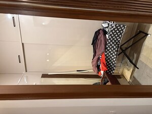 Furnished Amenities in 3 BHK Builder Floor at Aerocity – for Sale