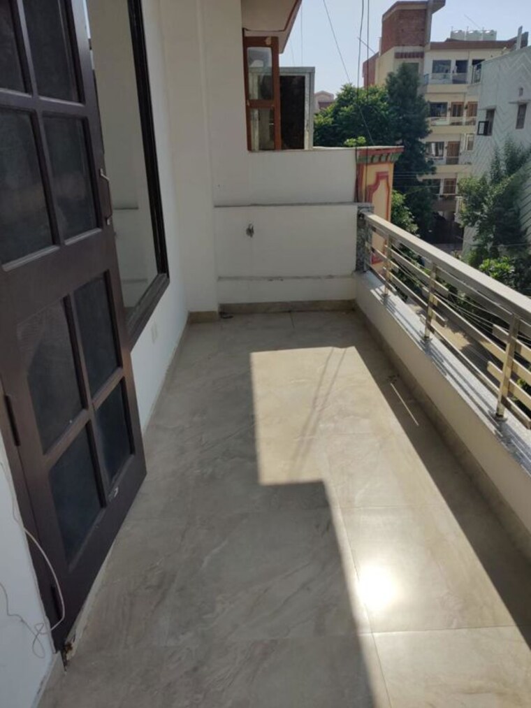 Balcony, sector 45 2 Bedroom 1200 Sq.Ft. Builder Floor In Sector 45 Gurgaon 10603607