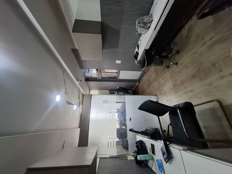 Team Area, netaji subhash place Commercial Office Space 300 Sq.Ft. In Netaji Subhash Place Delhi 10603612