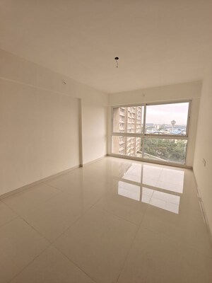 Room in 3.5 BHK Apartment at Moreshwar 19 East, Nerul – for Sale