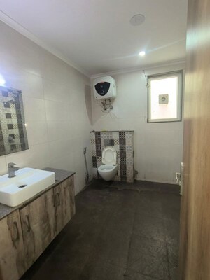 Bathroom in 3 BHK Apartment at Ambala Highway – for Rent