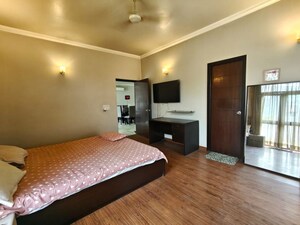 Bedroom in 2 BHK Builder Floor at Hauz Khas – for Rent