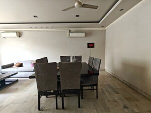 Team Area in 2 BHK Builder Floor at Hauz Khas – for Rent