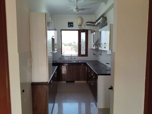 Kitchen in 3 BHK Builder Floor at Sector 45 – for Rent
