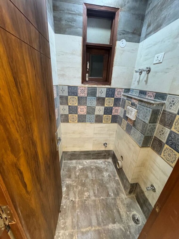 Balcony, bhagwati-apartments-noida 2 Bedroom 1050 Sq.Ft. Builder Floor In Sector 73 Noida 10603644