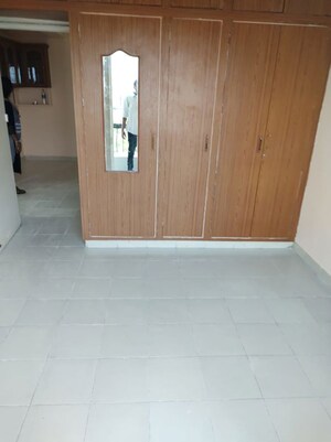 Room in 2 BHK Apartment at Shubham Apartments Punjagutta, Punjagutta – for Sale