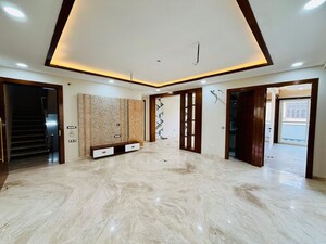 4 BHK Builder Floor For Sale in Sector 16