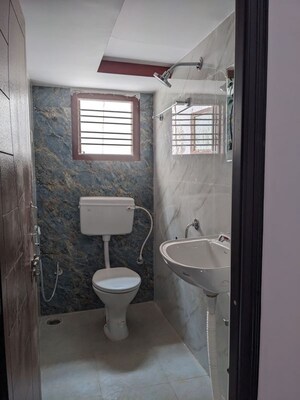 Bathroom in 2 BHK Apartment at Yelahanka New Town – for Rent
