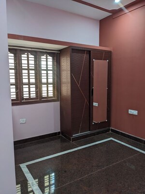 Room in 2 BHK Apartment at Yelahanka New Town – for Rent
