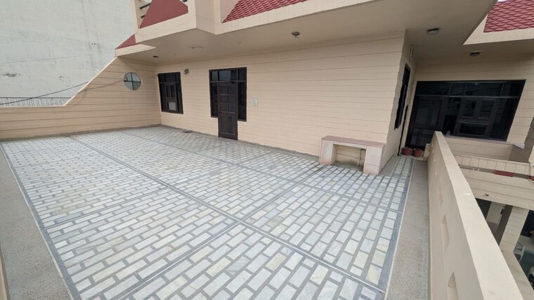 Exterior View, sector 14 3 Bedroom 350 Sq.Yd. Independent House In Sector 14 Faridabad 10603668