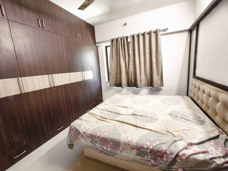 Master Bedroom, panama-silver-stone 2 Bedroom 1100 Sq.Ft. Apartment In Handewadi Pune 10329344