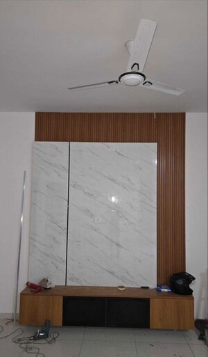 Room in 3 BHK Apartment at Sobha Lake Garden, Kr Puram – for Rent